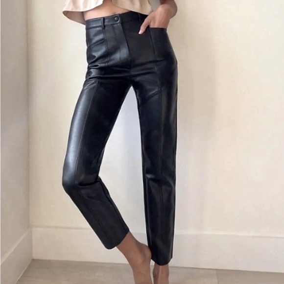 Aritzia Wilfred Rebel High Rise Vegan Leather Straight Leg Black Pants Size 2 26 - Picture 2 of 15